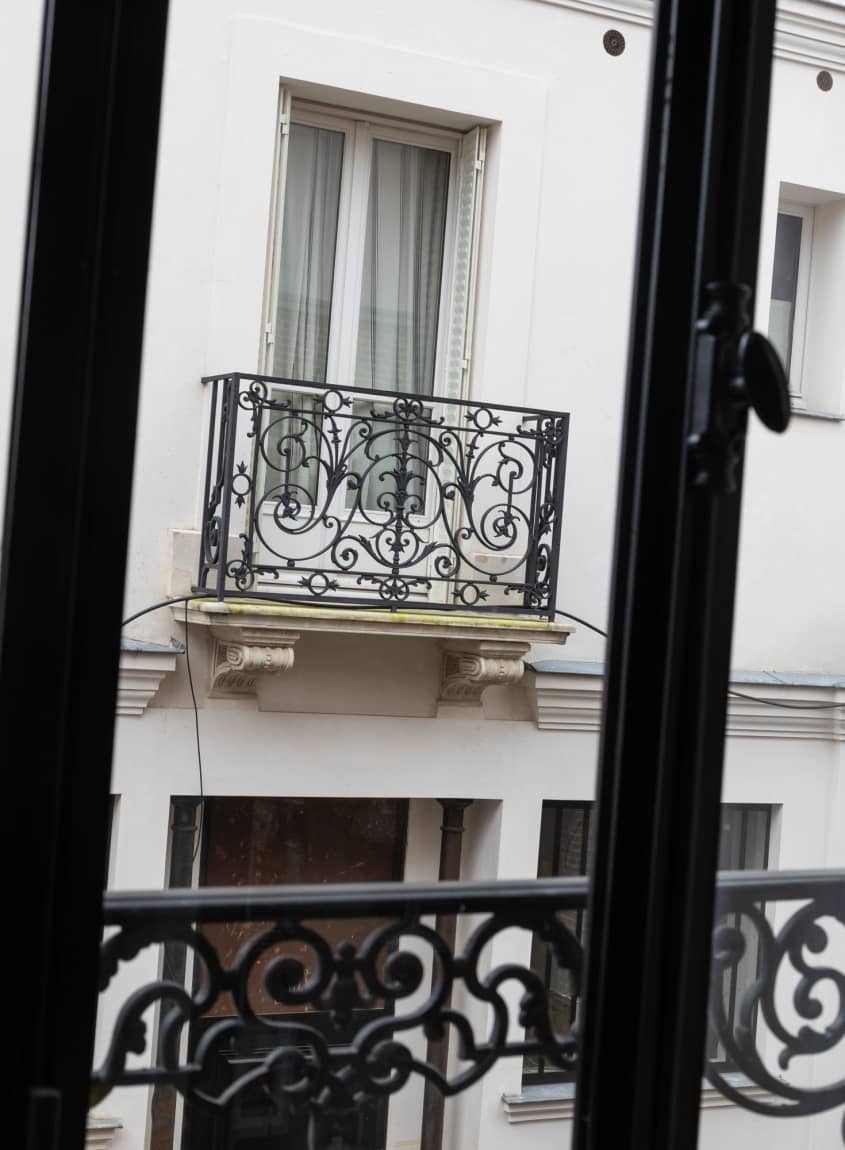 MidCentury Furniture Dealer's Paris Apartment Apartment Therapy